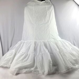 Bridal petticoat mermaid style in white